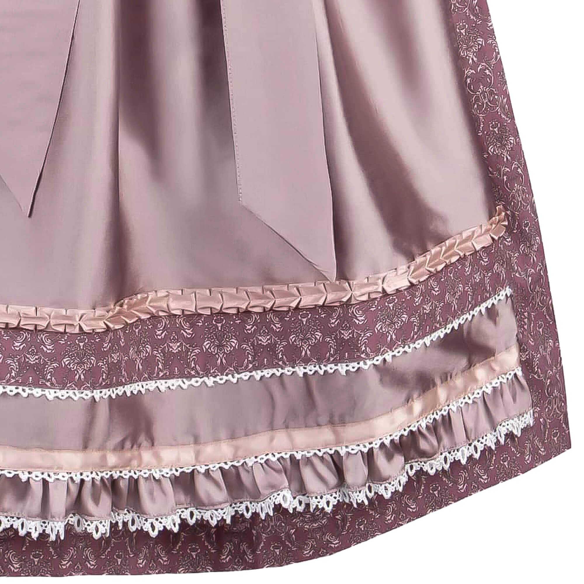 Detailansicht vom Saum des Damen Dirndl "Ruby in der Farbe Rose