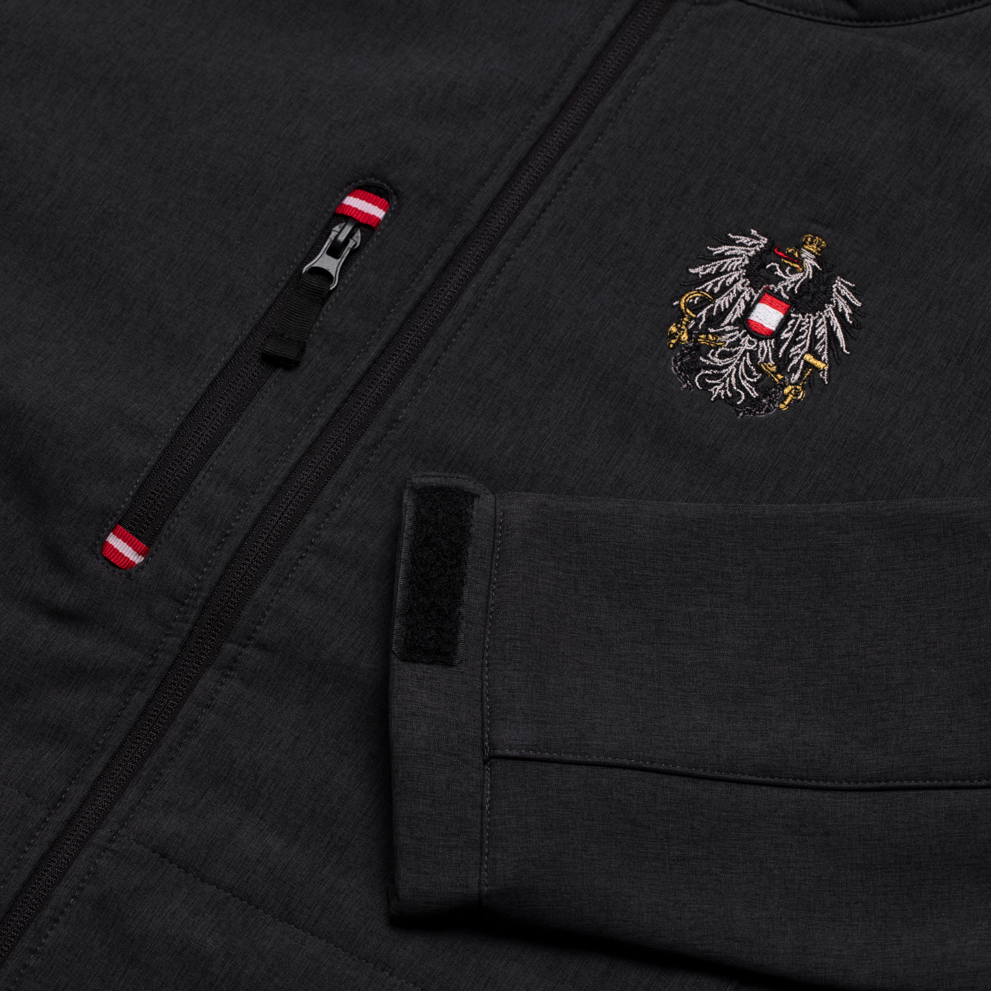 Rückansicht der Softshelljacke "Nangaparbat", in der Farbe Anthrazit