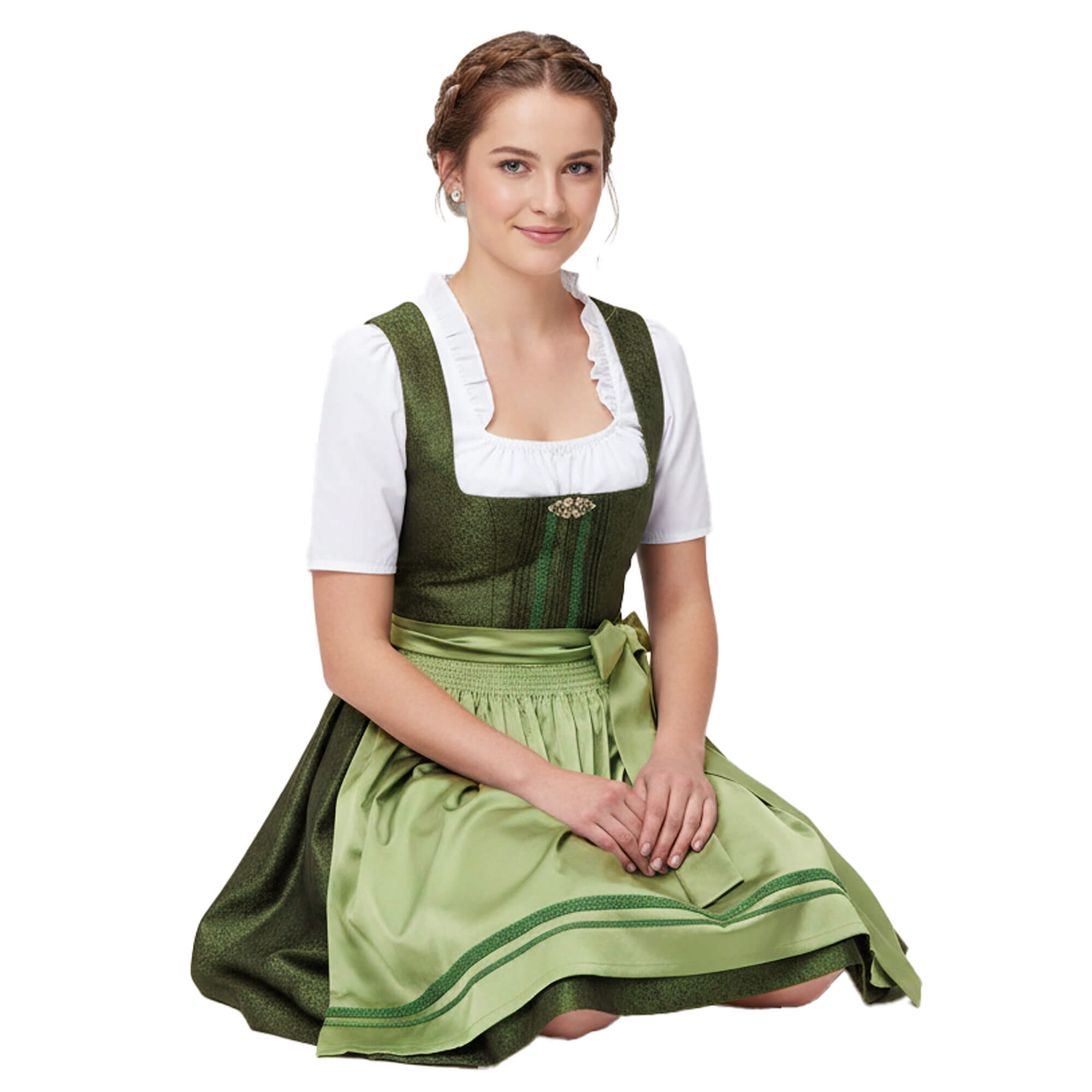 Vorderansicht des Damen Dirndl "Fini" in der Farbe Grün von Model getragen sitzend