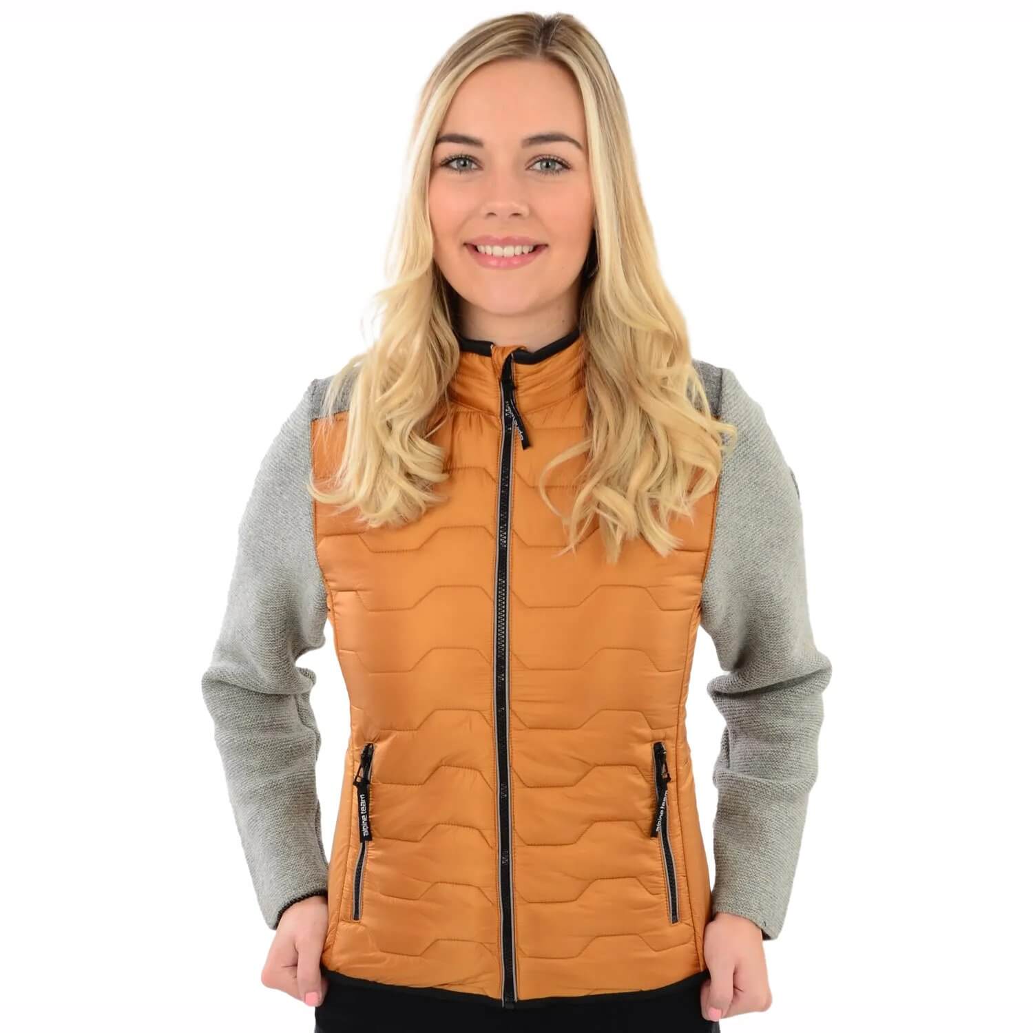 Vorderansicht der Damen Outdoor Jacke "Donatella", in der Farbe Orange, auf Modell