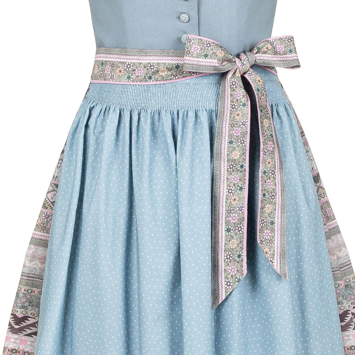 Detailansicht der Schürze des Damen Dirndls "Margit" in der Farbe Hellblau