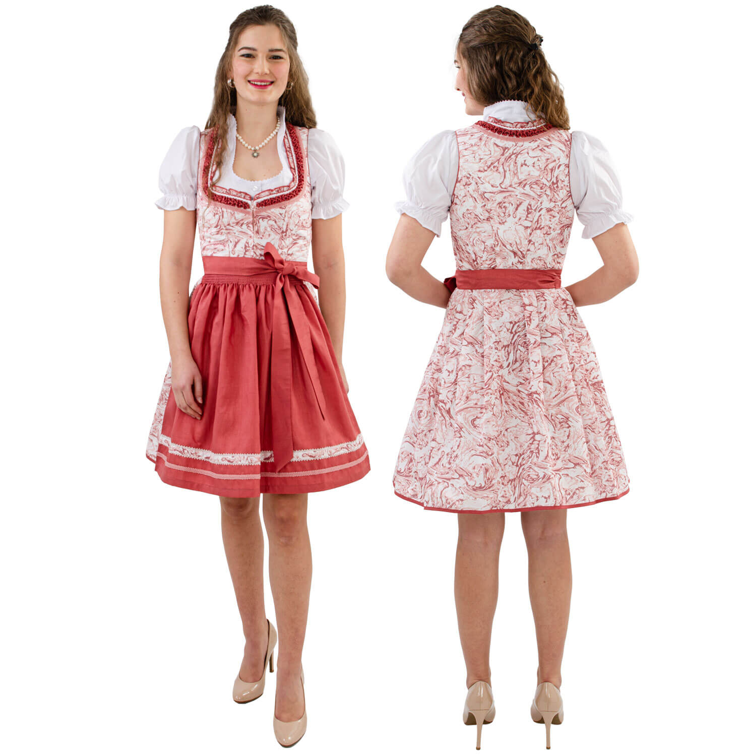 Ansicht des Damen Dirndls "Sarah", in der Farbe Rot, vom Modell getragen, ganz drauf, Vorne und Hinten