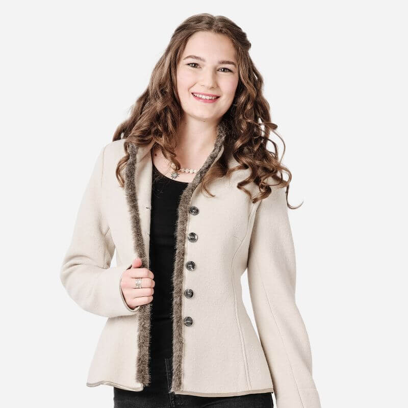 Trachtenmode bei der Zillertaler Trachtenwelt